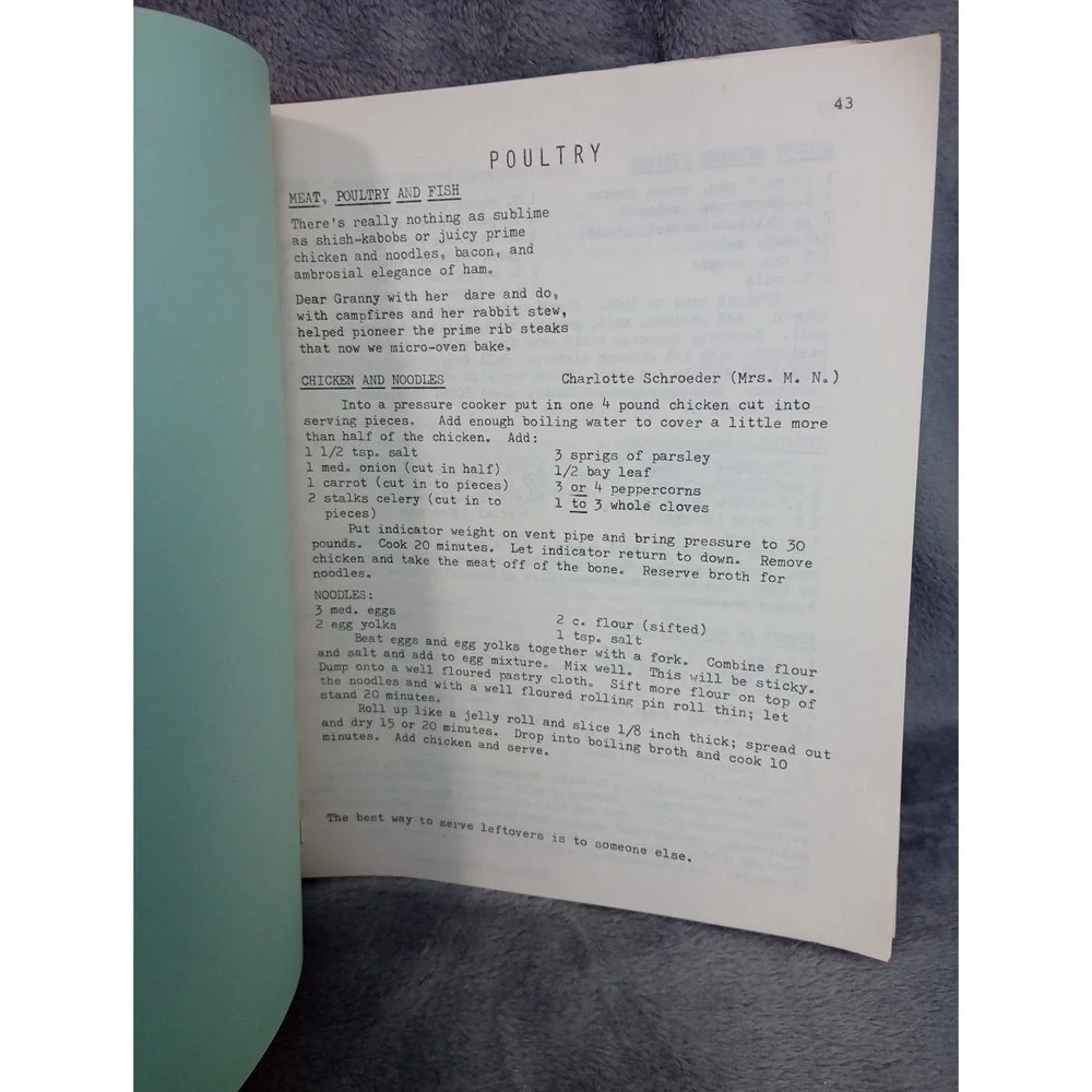 Boone Woman's Club Cookbook Boone,‎ Iowa Bicentennial Edition 1976 Local Recipes